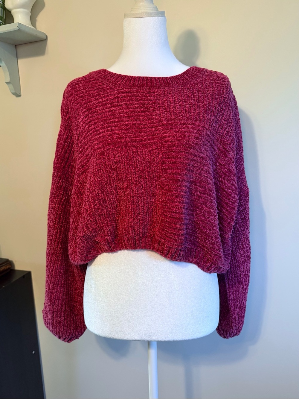 Altar'd State Plum Chenille Cropped Crew Sweater Size Small